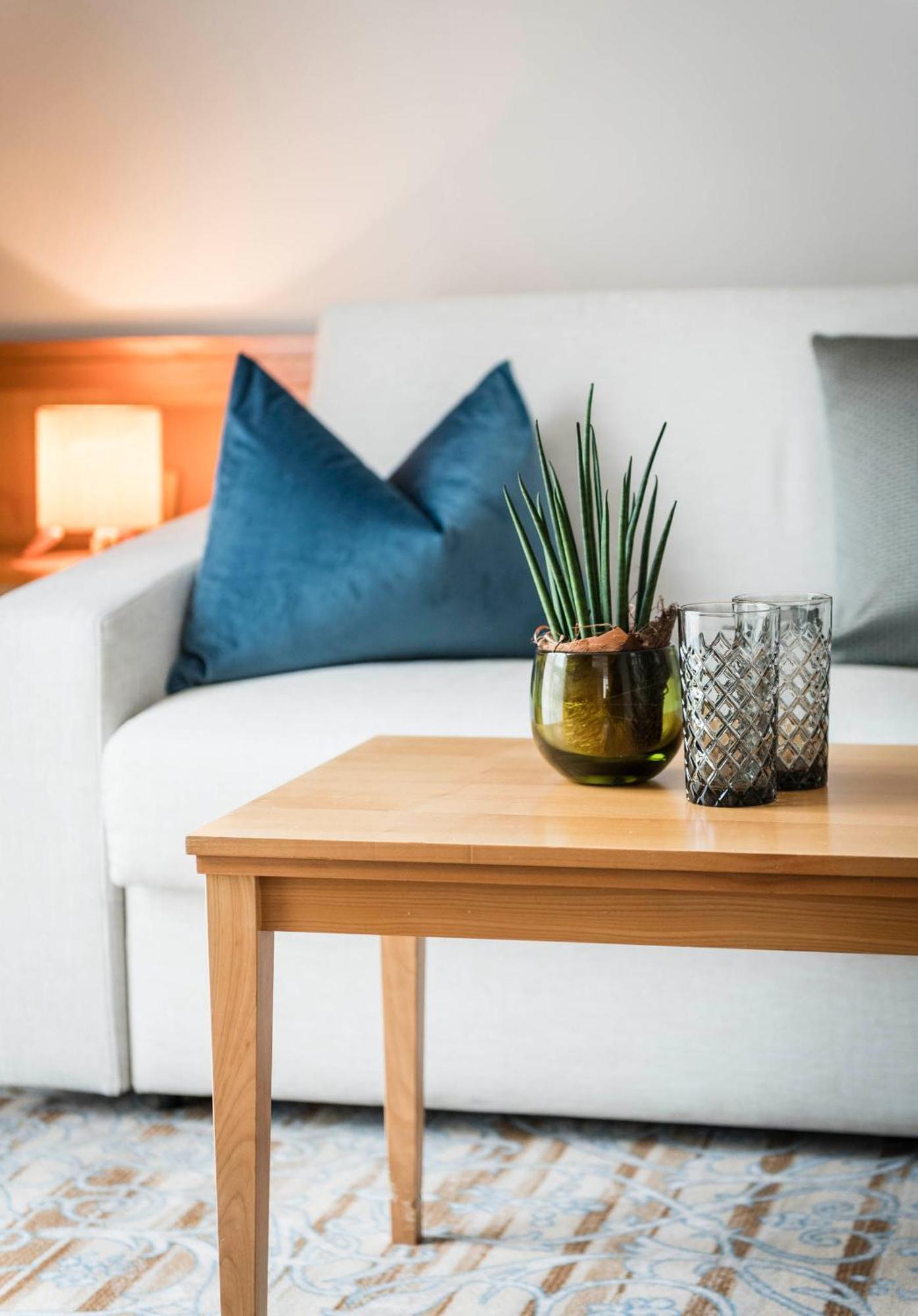Hotel Post Alpine Cityflair Брунико Екстериор снимка